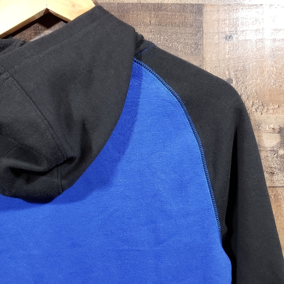 Adidas NWT hooded sweatshirt with large logo - Picture 6 of 6